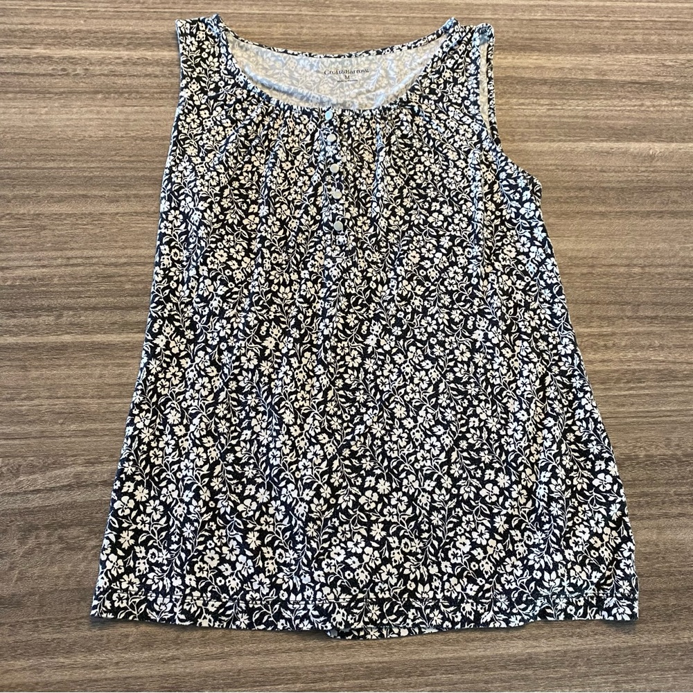black and white flower tank top